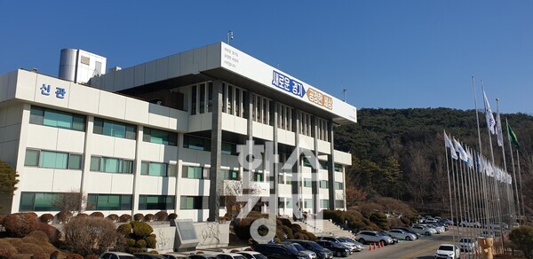 경기도는 3일 유명 프랜차이즈 A 가맹본부의 불공정행위를 공정거래위원회에 신고했다./김두일 기자