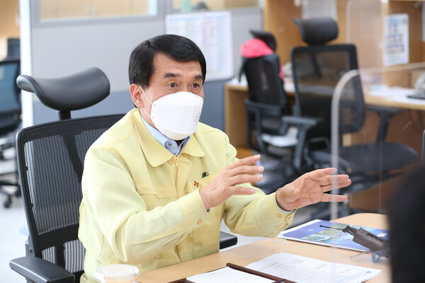 완주군이 전북 거버넌스 부문에서 1위를 차지했다. 사진은 박성일 완주군수의 모습./완주군청 제공