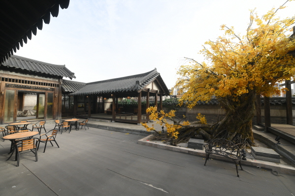 “더 킹: 영원의 군주” 세트장 모습./오산시 제공