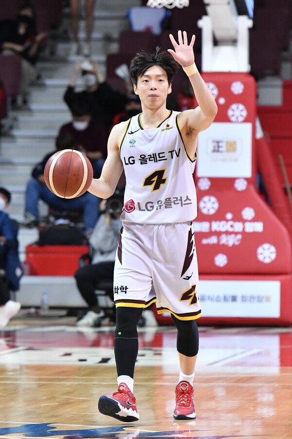창원 LG의 상승세를 이끌고 있는 이재도. /KBL 제공