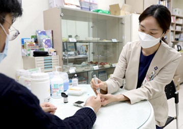 당뇨병 환자 혈당검사/제공=일산백병원