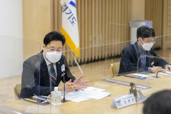 오병권 권한대행은 “경기도 산하 공공기관 가운데 일부 기관의 기관장이 공석인 상태로 이에 따른 업무 공백과 리더십 부재에 관한 우려의 목소리가 언론 등 사회 일각에서 나오고 있다”면서 “기관장 공백 여파가 없도록 촘촘히 관리해야 한다. 직무대행들의 역할이 중요하다”라고 말했다./경기도 제공