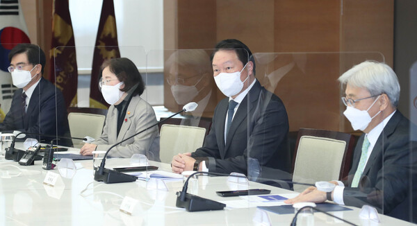 13일 공정거래위원장 초청 정책강연회에서 최태원 대한상의 회장이 인사말을 하고 있다. /사진=대한상의