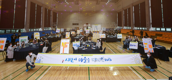 오산시는 2010년부터 시정의 핵심 정책을 ‘교육’이라는 틀 안에서 추진하면서 ‘사람이 중심이 되는 도시’로, 아이부터 성인까지 남녀노소 모두가 도시와 함께 성장, 현재는 대한민국의 대표 교육도시라는 브랜드로 공교육을 넘어 평생교육의 대표도시로 인정받고 있다./오산시