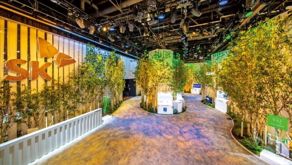 지난달 미국 라스베이거스에서 열린 'CES 2022' 전시장 내 SK그룹 부스 모습. /사진=SK제공