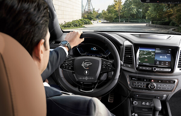 뉴렉스턴 칸에 적용된 '인포콘' / 사진=쌍용차