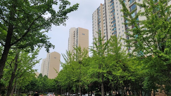 GH가 지난 2020년 8월부터 보증금 9억5000만 원에 2년간 전세로 임차해 사용해 오던 직원합숙소가 있는 아파트 단지./김두일 기자