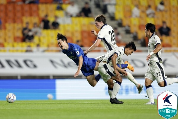 인천 유나이티드는 팀 내 최다 득점자인 스테판 무고사가 이적 후 치른 리그 첫 경기에서 0-0으로 비겼다. /한국프로축구연맹 제공