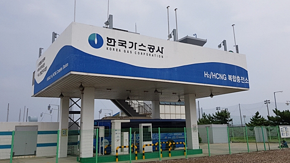 한국가스공사가 인천기지 내 설치한 수소충전소 전경. / 가스공사 제공