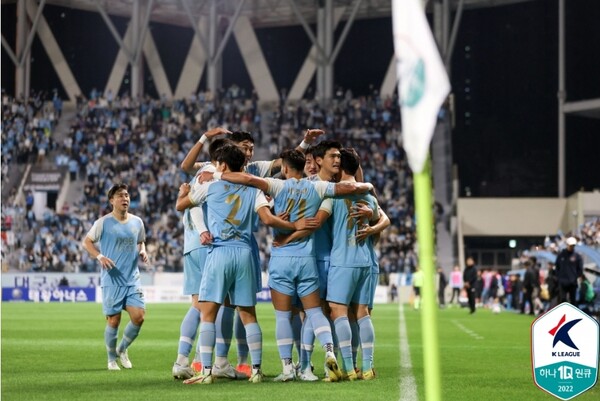 대구FC는 수원FC를 꺾고 강등권 탈출에 성공했다. /한국프로축구연맹 제공