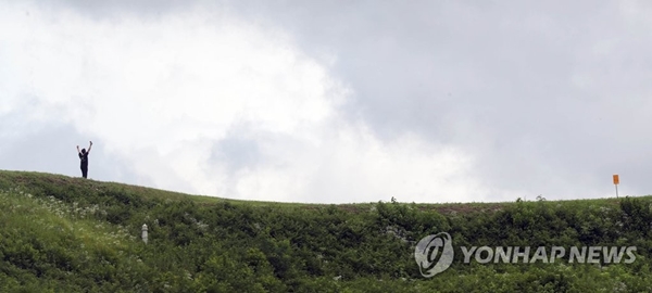 14일 전국은 오전 중 짙은 안개가 끼겠다. / 연합뉴스