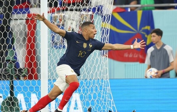 킬리안 음바페가 프랑스의 카타르 월드컵 16강 진출을 이끌었다. / 연합뉴스