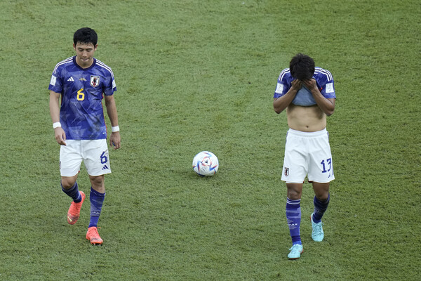 코스타리카에 충격패를 당한 일본 대표팀은 3차전 상대로 강팀 스페인을 만나게 된다. /연합뉴스