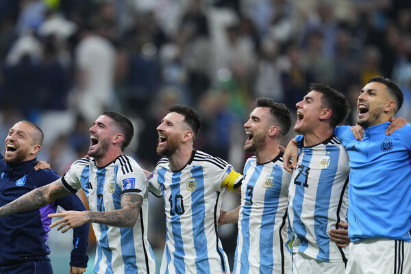 아르헨티나는 2010년 남아공 월드컵 챔피언 스페인처럼 패배를 통해 교훈을 얻었다. /연합뉴스