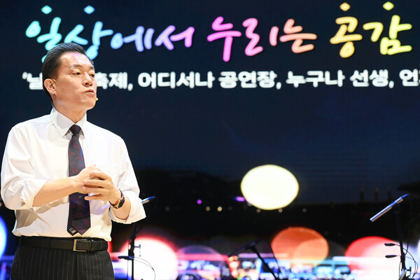 이재준 수원시장은 “2023년은 민선 8기 수원시정이 본궤도에 오르는 첫 해”라며 “새롭게 변화하고, 혁신적으로 전환하고, 시민과 더 공감하겠다”고 말했다./ 수원시 제공