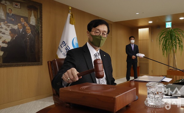 한국은행 금융통화위원회는 13일 통화정책방향회의를 열고 기준금리를 현재 3.25%에서 3.50%로 상향 조정하기로 결정했다. /한스경제 DB