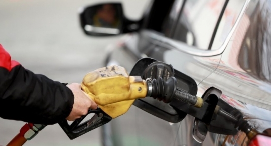 이번주 휘발유·경유 판매가격이 동반하락했다. /연합뉴스