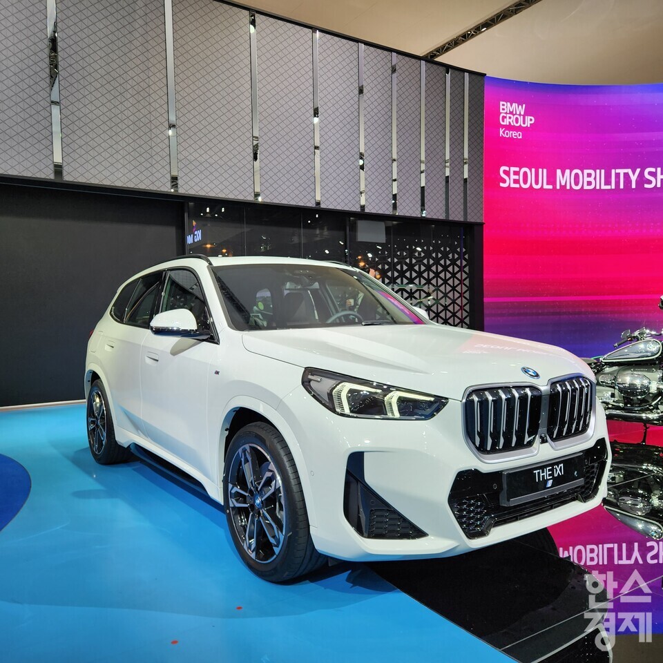 BMW 첫 소형 순수전기 스포츠액티비티차(SAV) 뉴 iX1./성은숙 기자