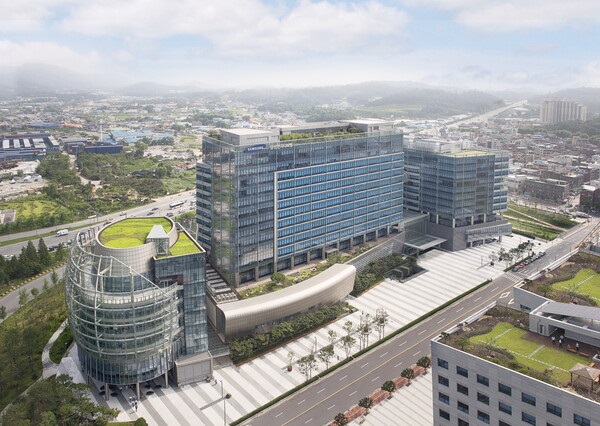 삼성물산이 이사회를 중심 ESG 관리체계로 지속가능한 성장을 이어가며 ESG 행복경제연구소의 시총 200대 기업을 대상으로 한 ESG 평가에서 최상위권에 이름을 올렸다. /삼성물산 제공