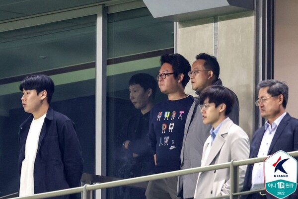 김상식 감독은 과거 스카이박스석에서 경기를 지켜본 적이 있다. /한국프로축구연맹 제공