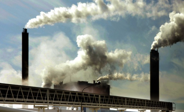 산업부는 28일 ‘탄소중립선도플랜트 사업’ 착수보고회를 열고, 정부 지원을 통해 탄소배출량을 감축하는 탄소중립 선도 중소·중견 10개 기업을 선정했다. / pxhere