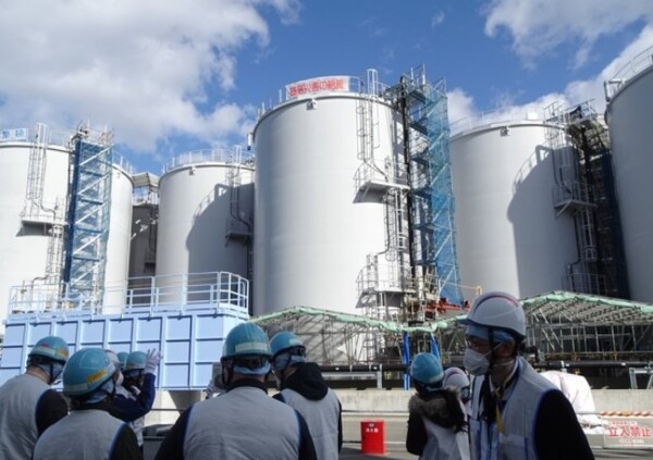 2011년 일본 후쿠시마 제1원자력발전소 폭발 이후 발생한 오염수를 저장한 저장 탱크의 모습. /연합뉴스