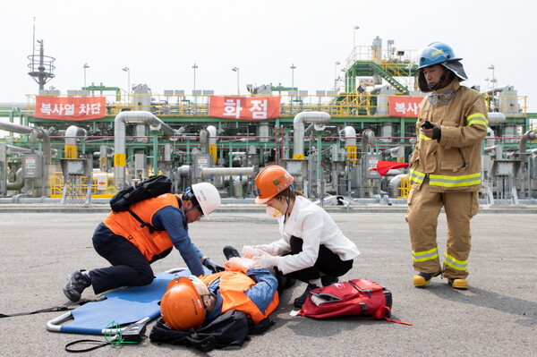 한국가스공사는 18일 인천기지본부에서 예고 없이 찾아오는 재난 상황에 대한 안전대응 역량을 강화하기 위해 ‘2023년 재난대응 안전한국훈련’을 실시했다. / 가스공사 제공 