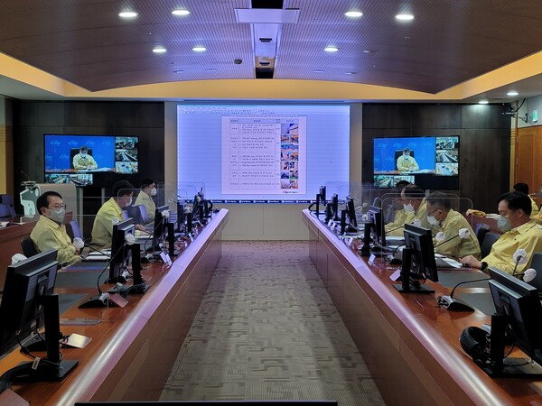 서부발전은 행정안전부 재난관리평가에서 지난해에 이어 최고등급인 ‘우수등급’을 획득했다.사진은 지난해 7월 충남 태안 본사에서 진행한 태풍 대비 전사 실시간 상황관리훈련 모습. / 서부발전 제공 