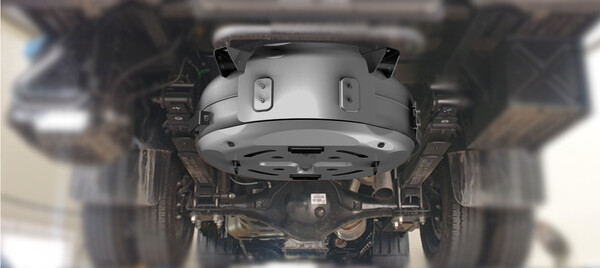 차량 후면 하부에 부착된 환형 용기. /대유위니아그룹