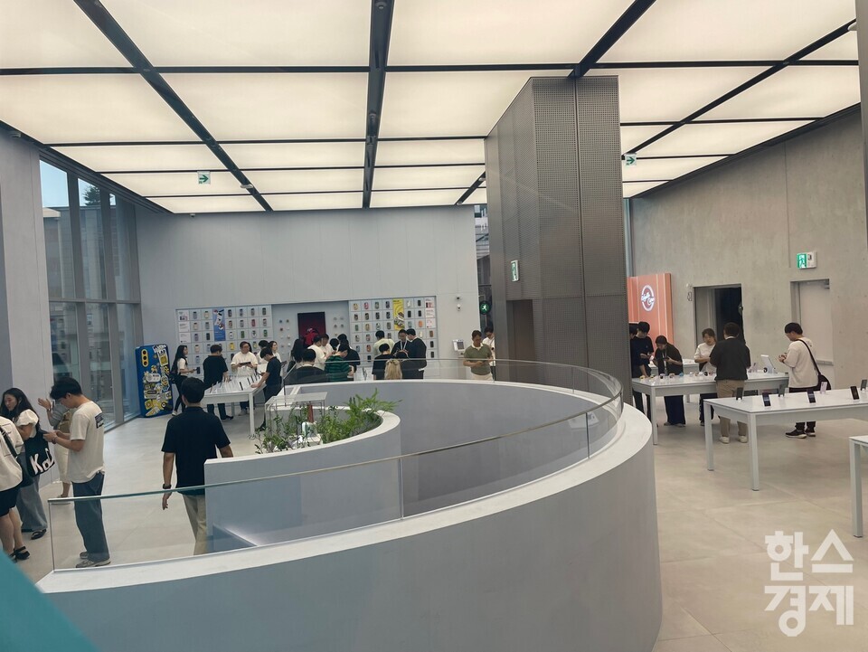 '삼성 강남' 2층. /한스경제