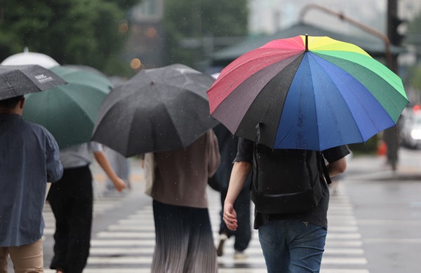 비 내리는 서울 / 연합뉴스