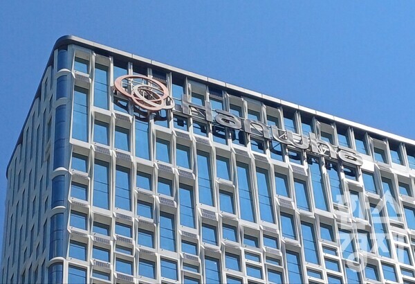 한화가 FA사업부 내 협동로봇과 무인운반차(AGV) 사업을 분리해 신설법인 ‘한화로보틱스’를 설립한다. / 조나리 기자