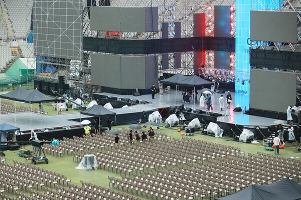 11일 오전 서울 마포구 서울월드컵경기장에서 '2023 새만금 세계스카우트 잼버리 K팝 슈퍼 라이브' 공연 리허설이 진행되고 있다. /사진 공동취재단