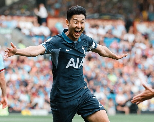 토트넘 홋스퍼 손흥민이 골을 넣은 후 환호하고 있다. /토트넘 홋스퍼 페이스북