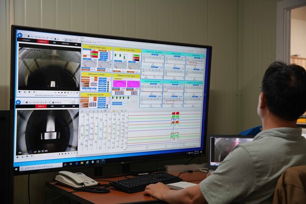 중성자 발생자치 원격제어시스템. / 한국원자력연구원 제공. 