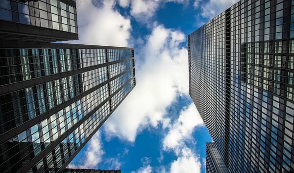 세계 금융 시장의 그린워싱 사례가 1년 새 70%가량 늘어난 것으로 나타났다. / pxfuel