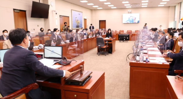 지난해 10월 국회 환경노동위원회 국정감사(자료사진)./ 연합뉴스 