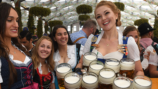지난 2019년 독일에서 열린 세계 최대 맥주 축제 '옥토버페스트'. / 연합뉴스.