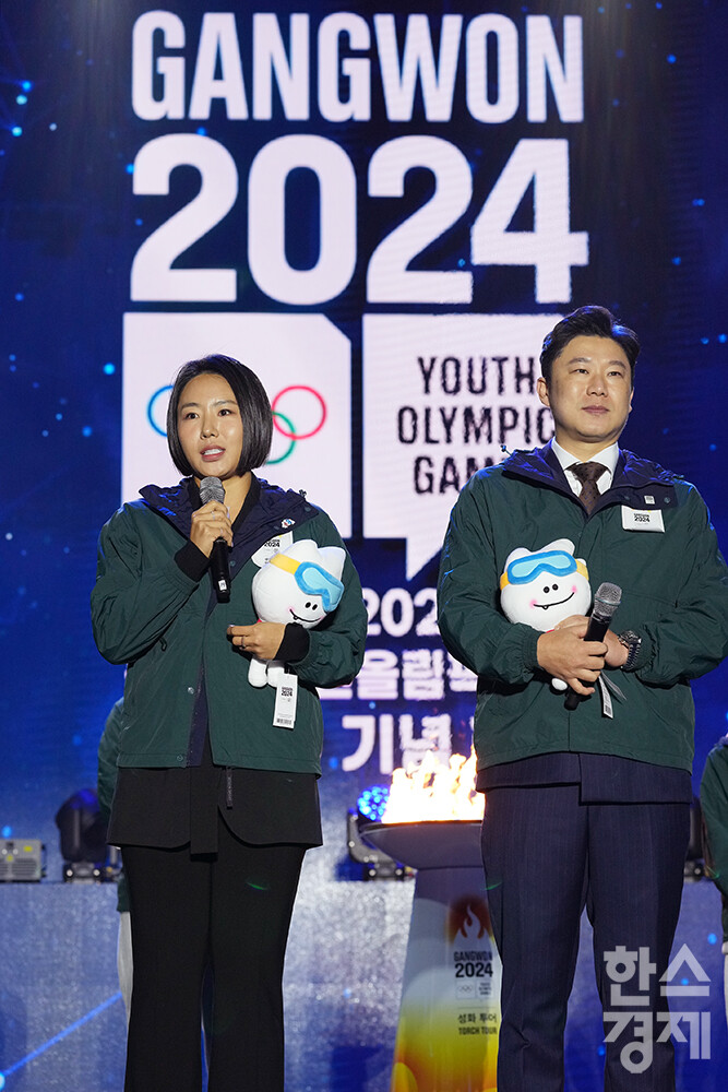 이상화 위원장이 11일 오후 서울 중구 서울광장에서 열린 2023 강원 동계청소년올림픽대회 G-100 기념 행사에 참석해 발언하고 있다. /최대성 기자 dpdaesung@sporbiz.co.kr 2023.10.11.