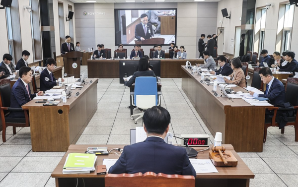 18일 부산교육청에서 열린 국회 교육위원회./ 연합뉴스 