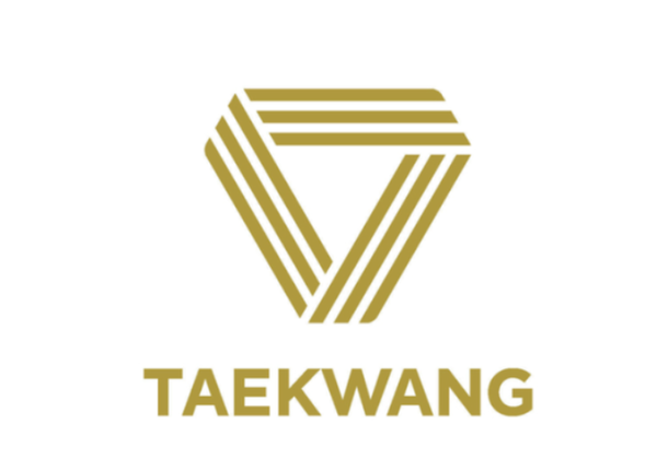 태광그룹은 25일 경찰이 내부 횡령·배임 등의 의혹에 대해 수사에 나선 것과 관련해 “이호진 전 회장의 공백 동안 벌어진 전 경영진의 전횡”이라며, “내부 감사를 철저히 진행해 전임 경영진의 비위 행위에 대해 즉각 수사를 의뢰할 방침”이라고 밝혔다. / 태광그룹