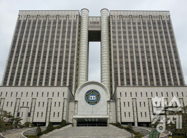 사기 범죄는 국내 대표적인 형사 사건으로 자리 잡은 지 오래다. 사기 범죄가 기승을 부리는 원인 중에는 솜방망이 처벌도 꼽히고 있다. / 조나리 기자