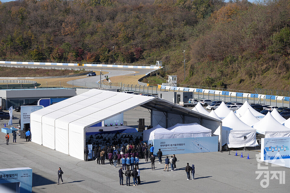 ·10일 오후 경기도 용인시 에버랜드 스피드웨이에서 '2023 자율주행 챌린지'가 열리고 있다. /최대성 기자 dpdaesung@sporbiz.co.kr 2023.11.10. 