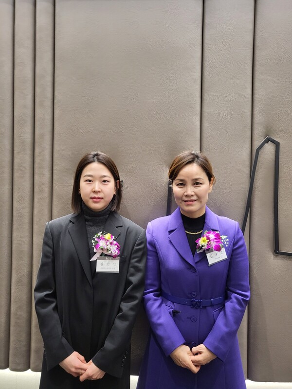 스피드스케이팅 김민선과 임오경 더불어민주당 의원(오른쪽). /임오경 의원 페이스북
