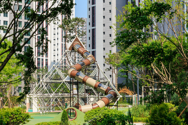 힐스테이트 푸르지오 주안 대형 조합놀이대(Big Net Playground) (사진=현대건설)