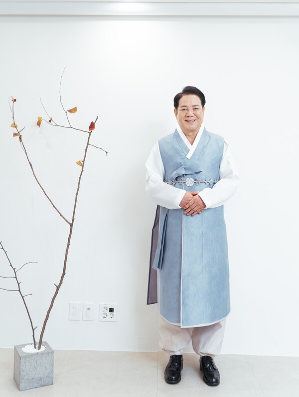 최대호 시장은 “시정의 책임자로서 민생경제가 큰 걱정이지만, 어려움보다는 희망을 이야기하고 싶다”면서 “시민 화합의 힘으로 어떠한 위기도 극복해 온 것처럼 안양시민의 저력과 따뜻함이 있기에 희망을 그려 나갈 수 있다고 확신한다”고 강조했다./ 안양시 제공