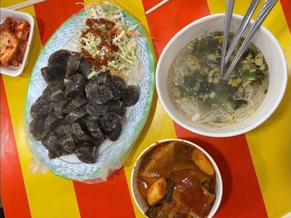 문제가 제기된 '2만원 순대' 사진 / 온라인 커뮤니티 '보배드림' 캡쳐