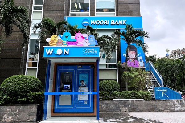 우리은행은 베트남우리은행이 지난달 29일, 수도 하노이에 미딩출장소를 신설했다고 5일 밝혔다. /우리은행 제공