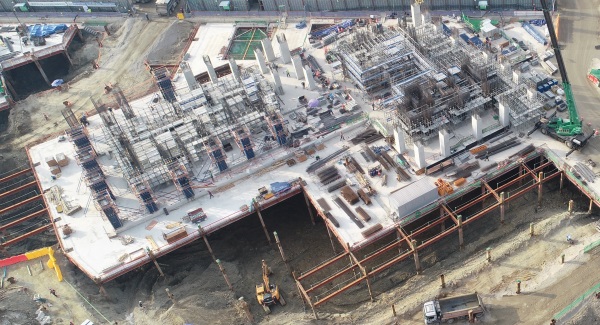 탑다운 공법은 말 그대로 지상-지하를 동시에 시공하는 공법이다. /㈜액트파트너 제공