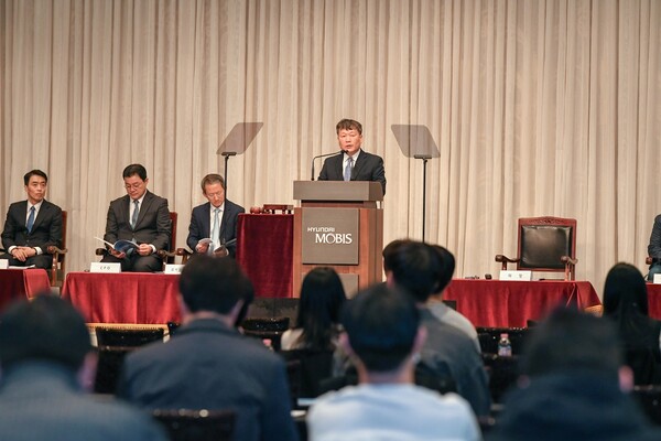 이규석 현대모비스 대표이사 사장이 서울 강남구 GS타워에서 열린 제47기 정기 주주총회에서 발언하고 있다. / 현대모비스 제공.